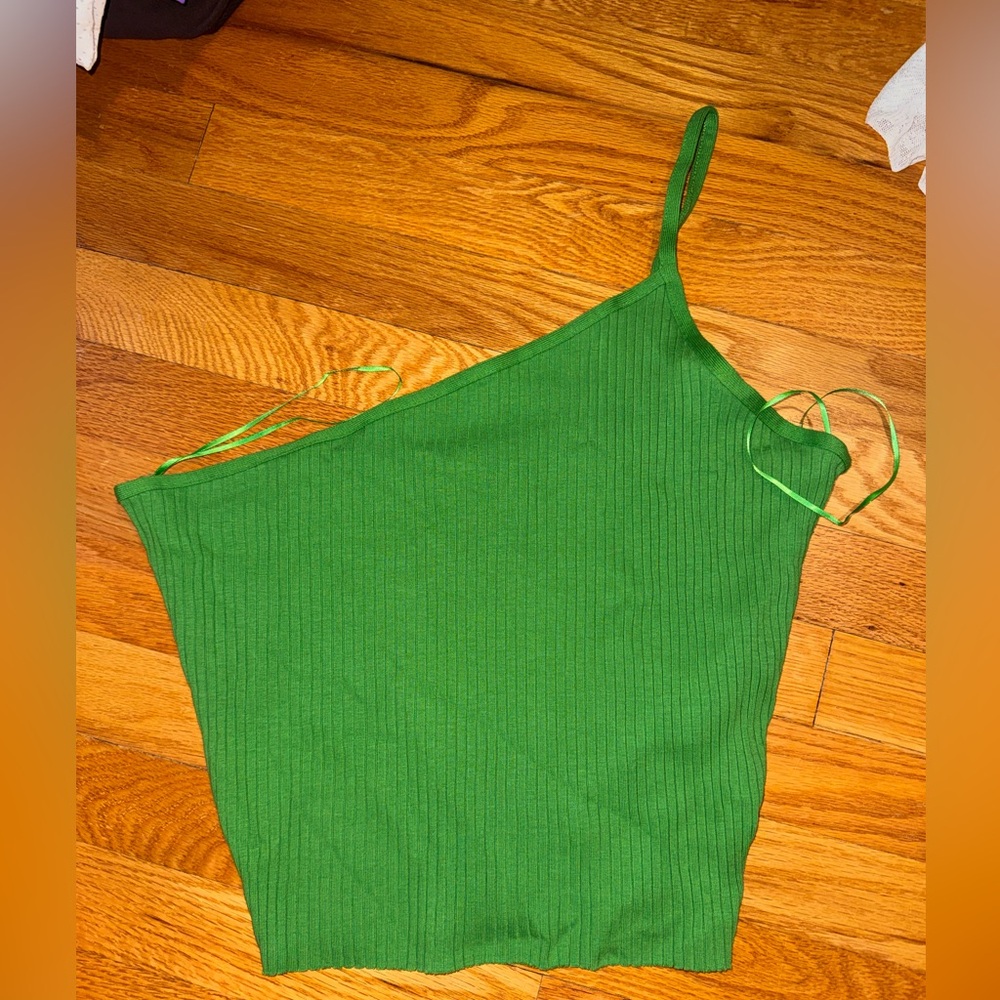 Green Zara one shoulder top. Size L no damage. #summer #festival #zara